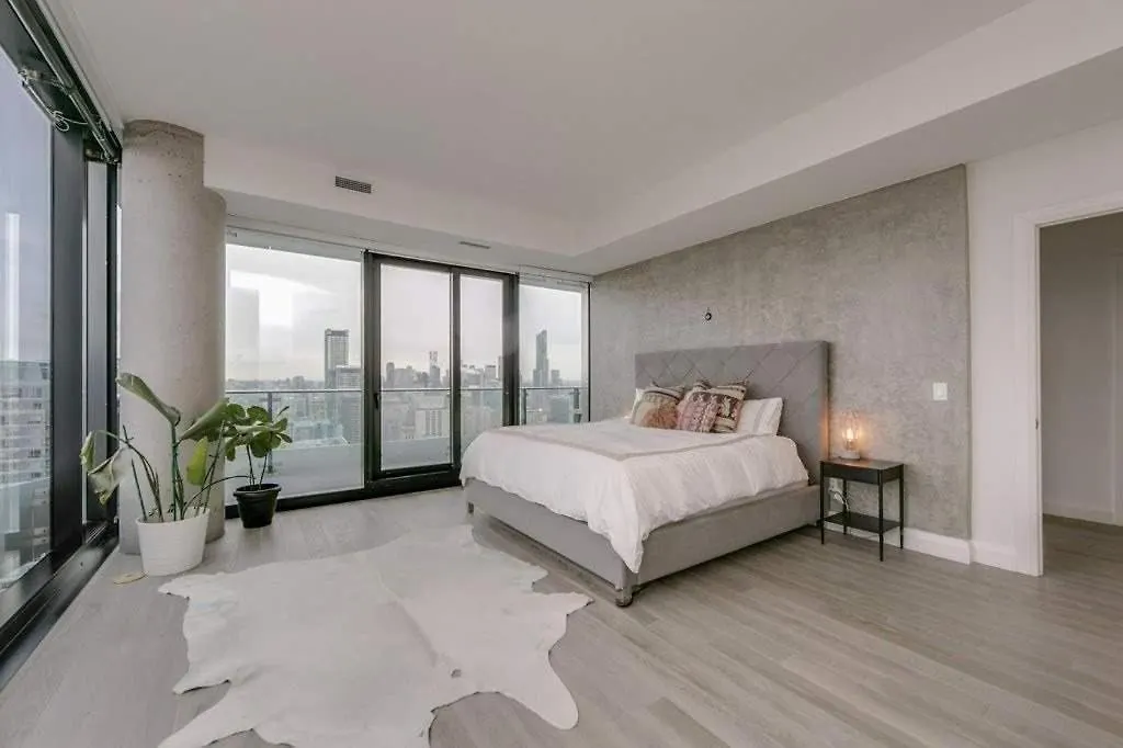 Monarch Residences Toronto Lägenhet