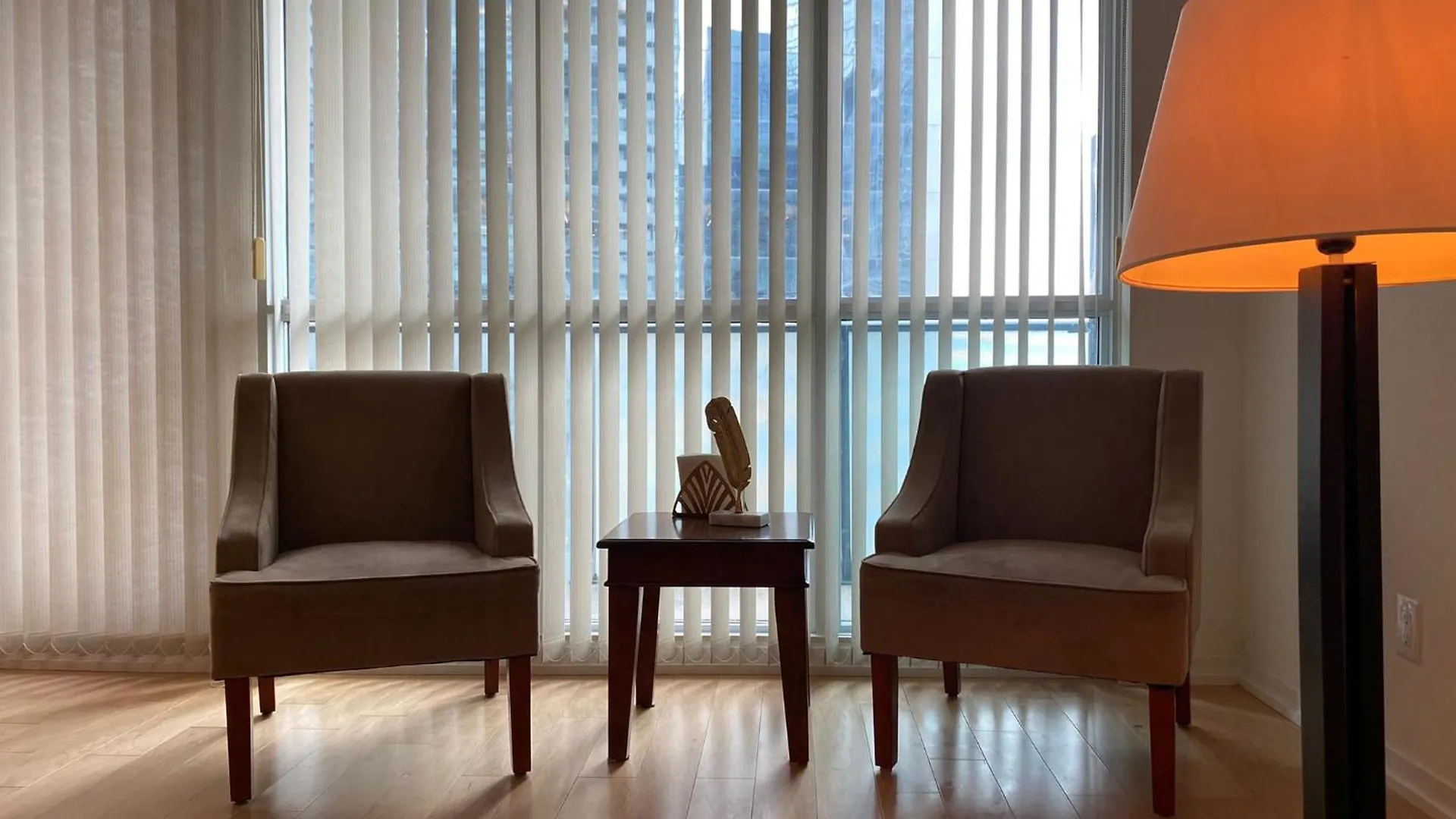 Monarch Residences Торонто 0*,  Канада