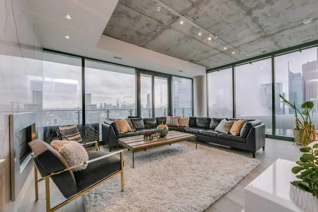 Monarch Residences Торонто 0*,